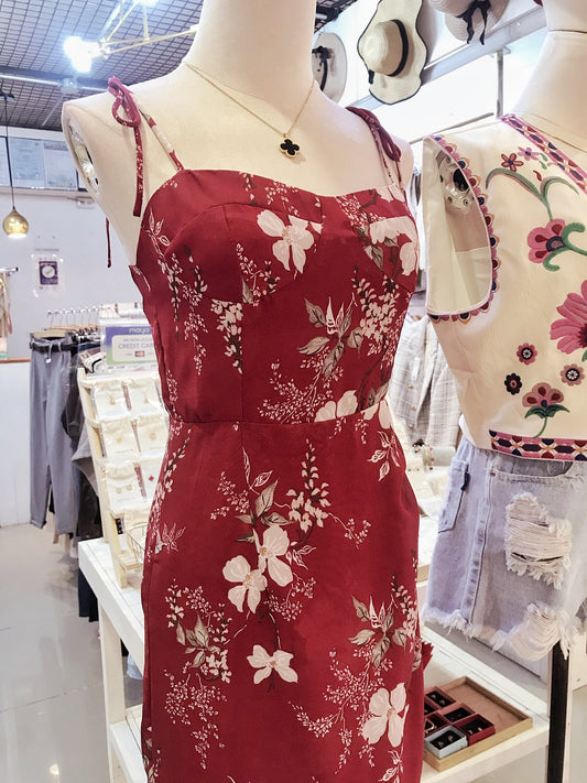 AVELINE Premium Floral Midi Dress